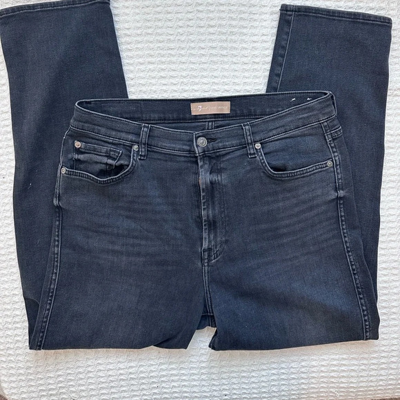 7 for all Mankind Black High Waisted Cropped Luxe Vintage Jeans Size 31 - Picture 2 of 9